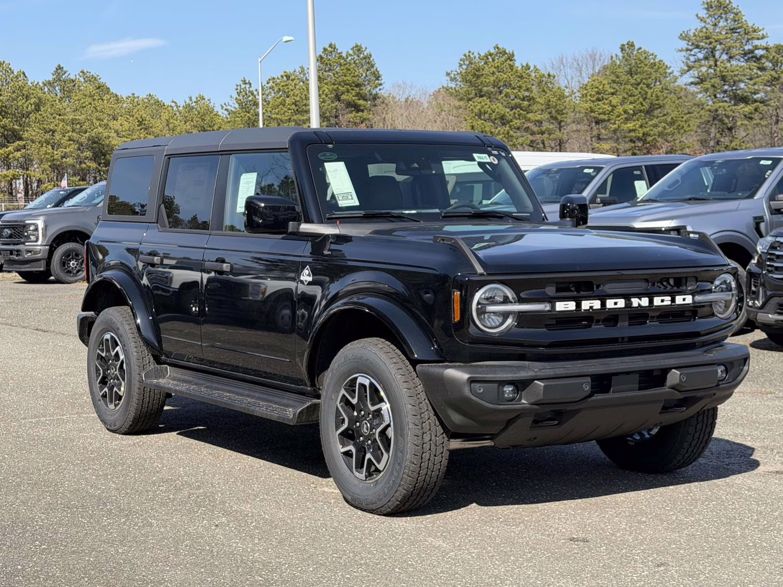 2026 Gray Ford Bronco Outer Banks 4X4 SUV