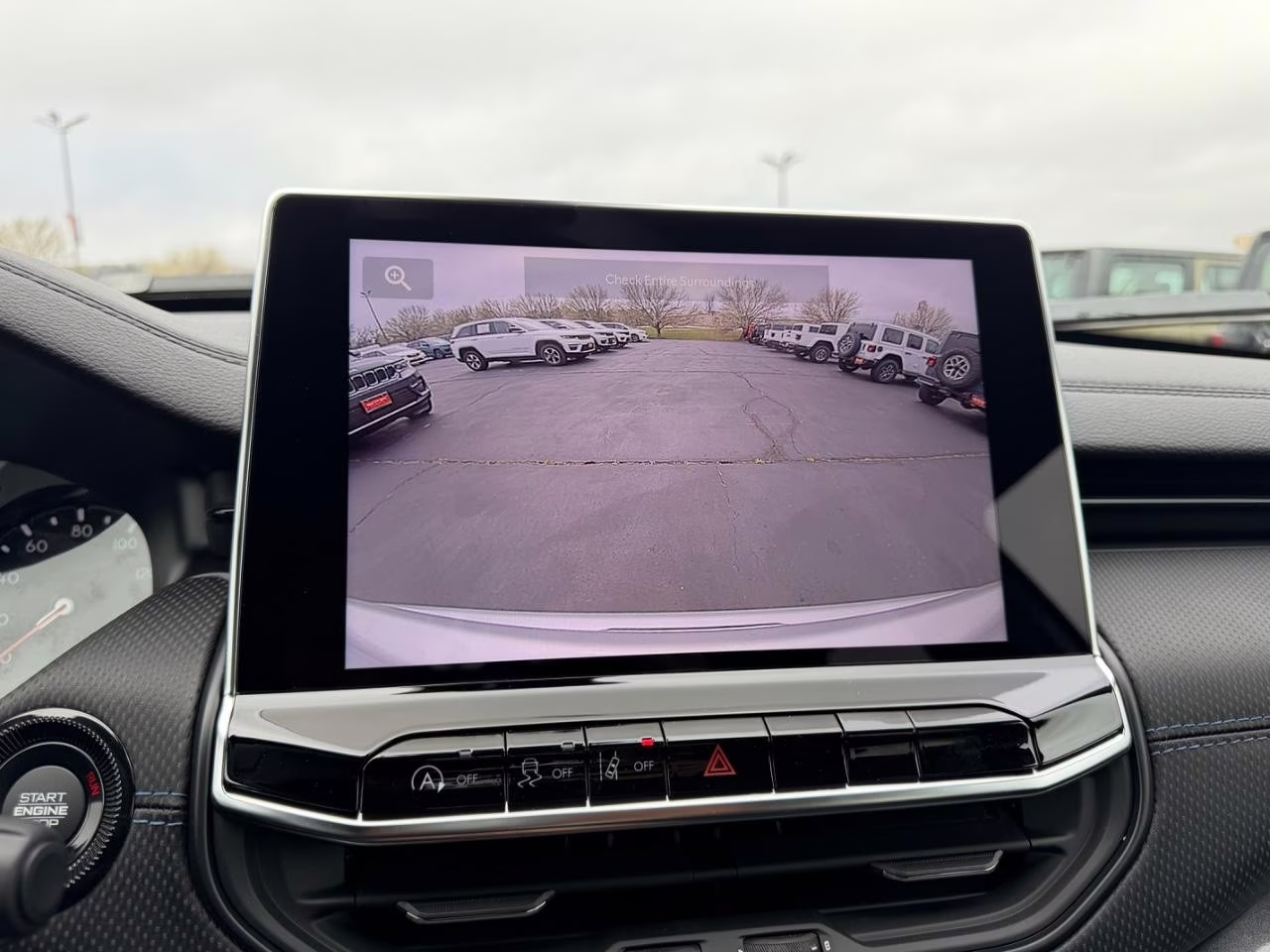 2026 Silver Zynith Metallic Clearcoat Jeep Compass Latitude 4X4 SUV