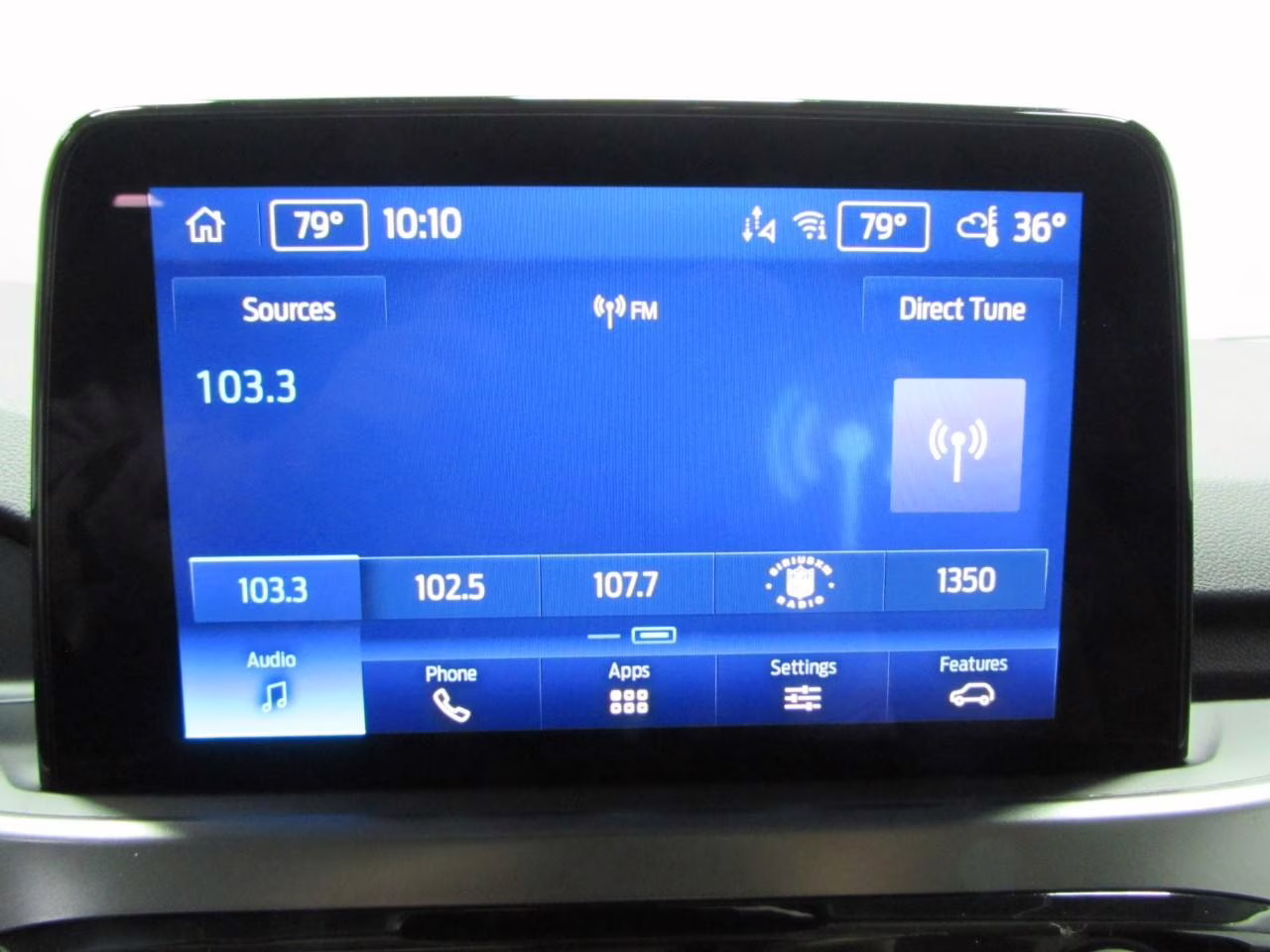 2026 Oxford White Ford Escape Active FWD SUV