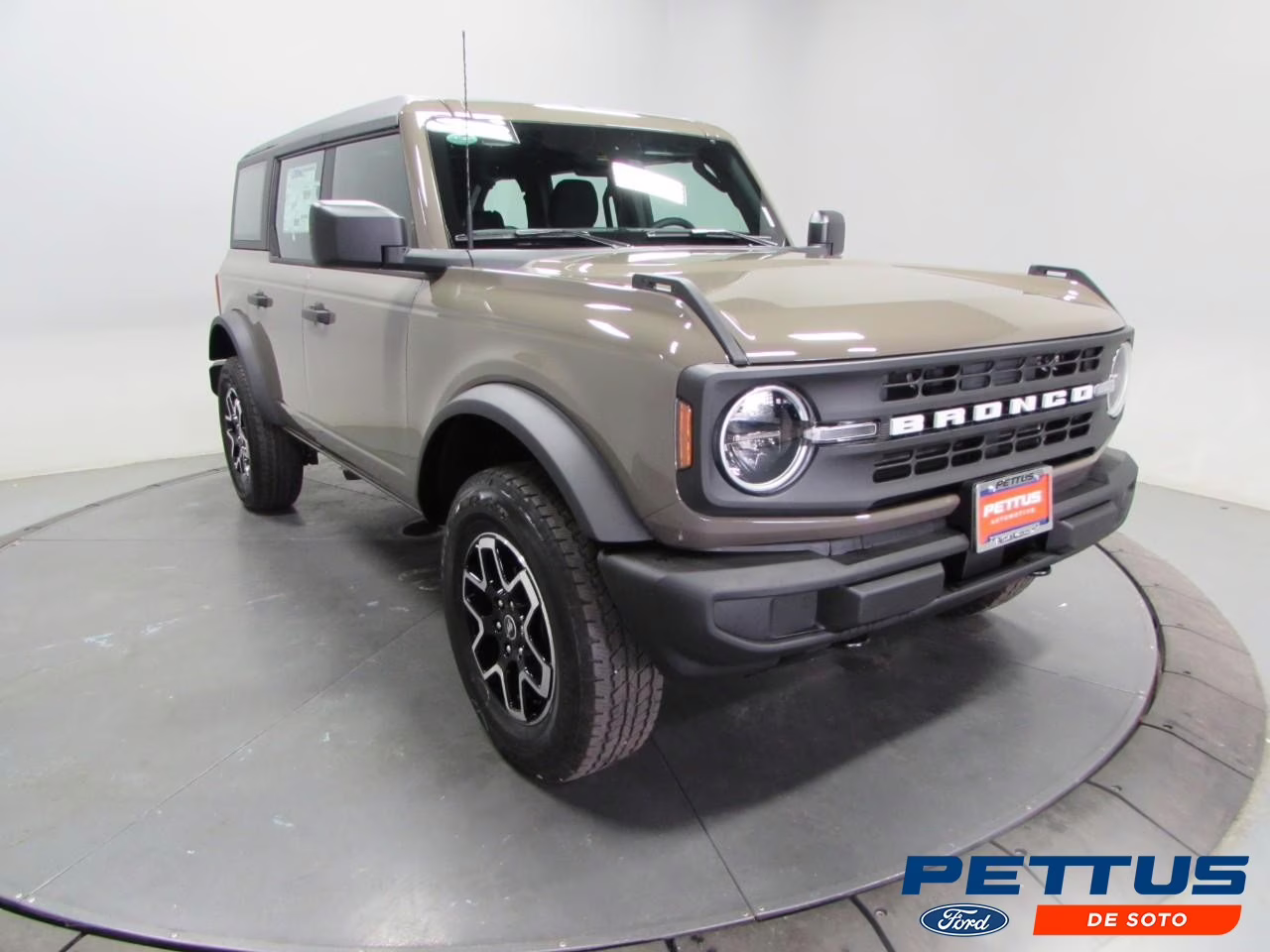 2026 Marsh Gray Ford Bronco Base 4X4 SUV