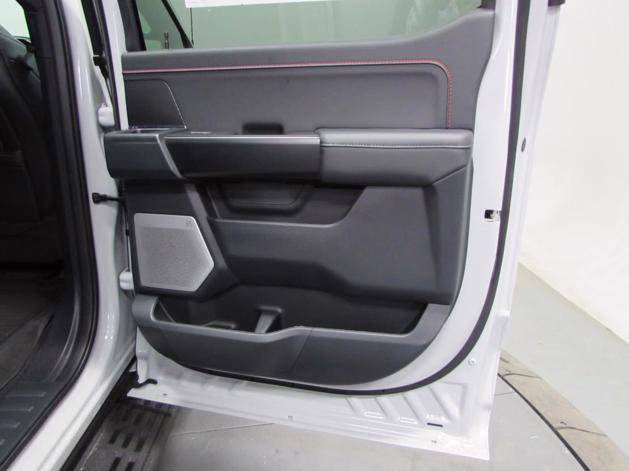 2026 Avalanche Ford F-150 Raptor 4X4 Truck