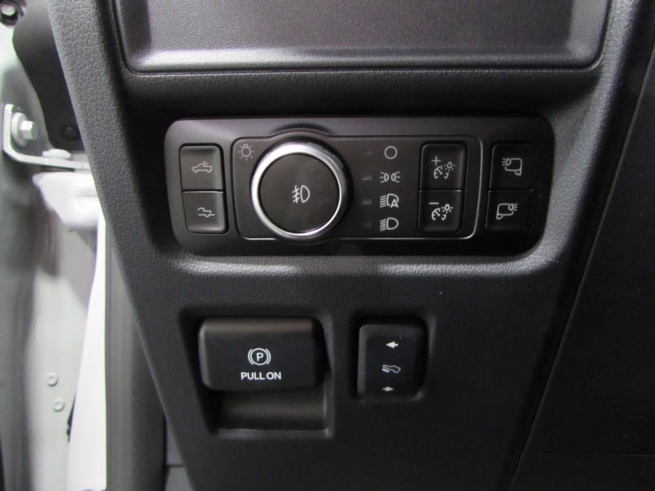 2026 Avalanche Ford F-150 Raptor 4X4 Truck