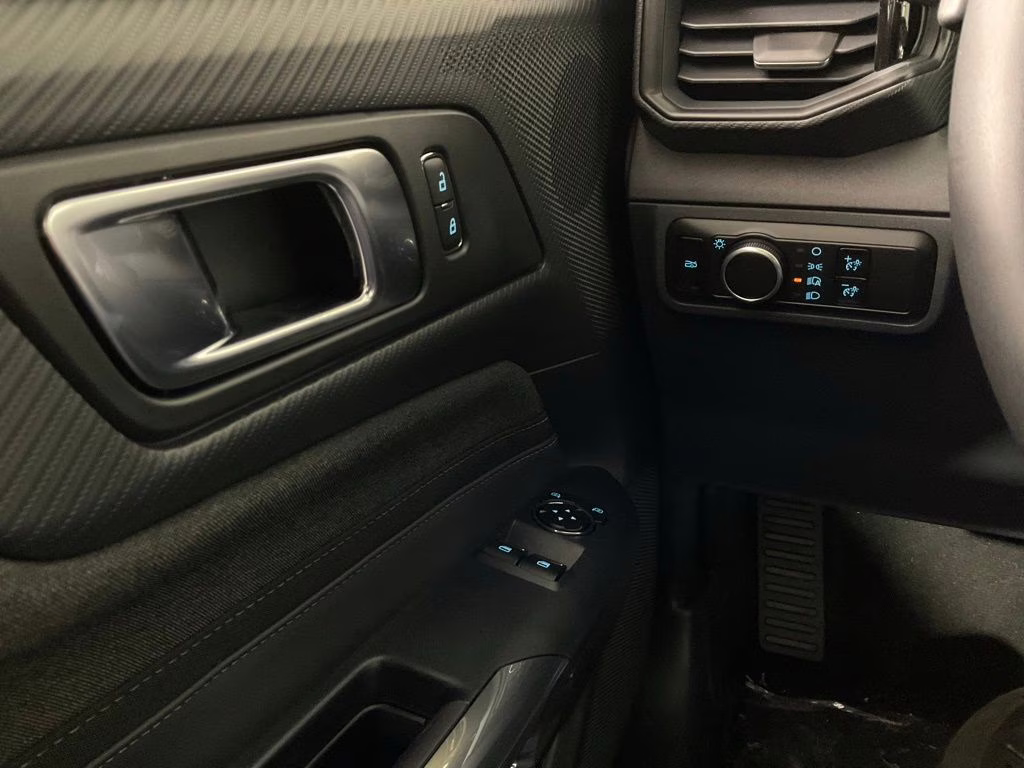 2026 Oxford White Ford Mustang EcoBoost RWD Coupe