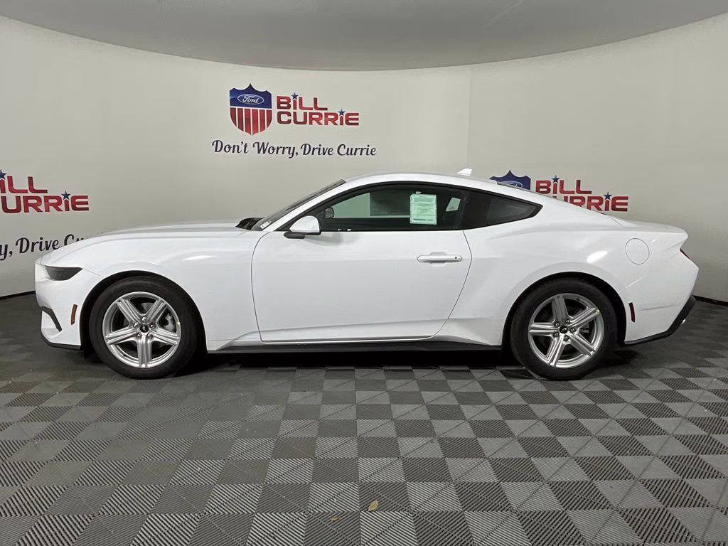 2026 Oxford White Ford Mustang EcoBoost RWD Coupe