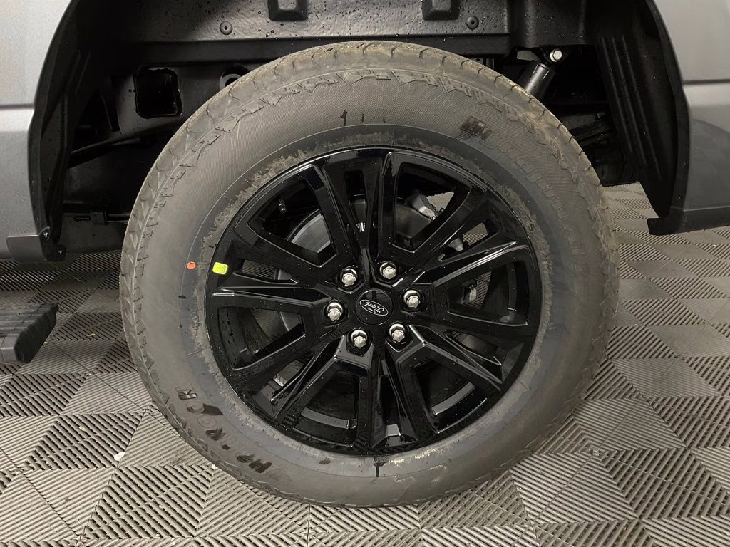 2026 Gray Metallic Ford F-150 Platinum 4X4 Truck