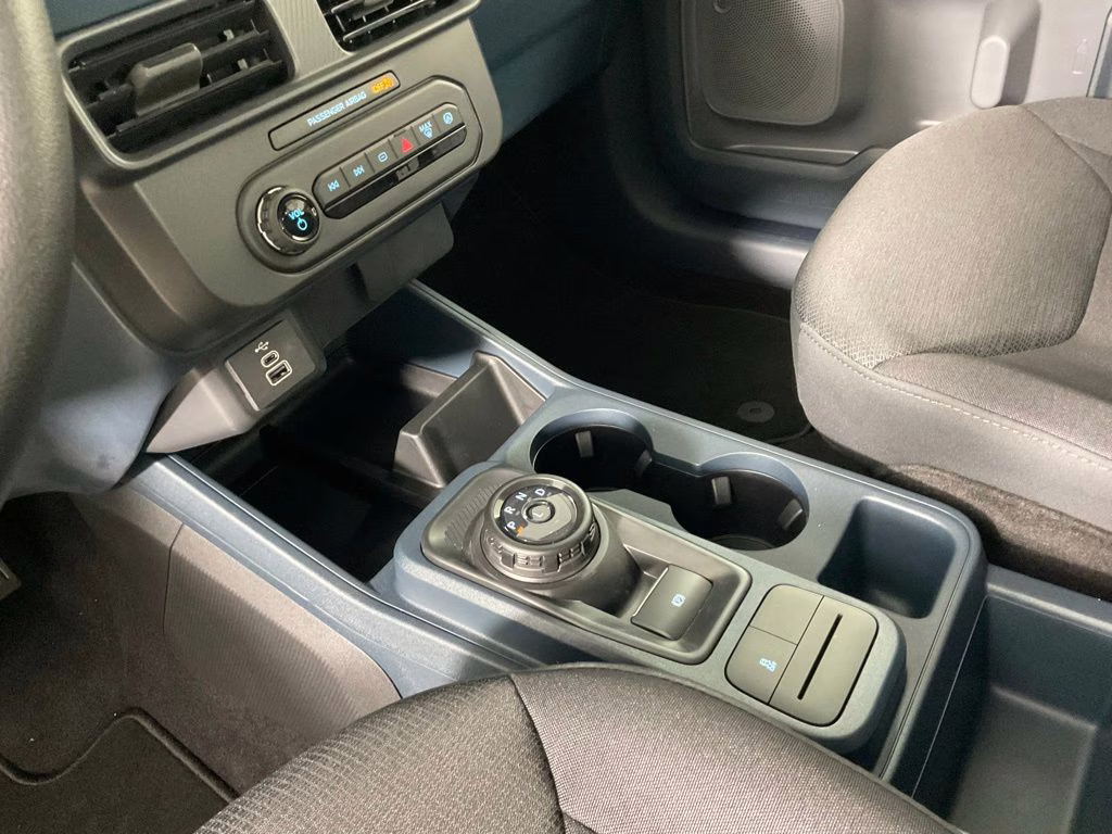 2026 White Metallic Ford Maverick XL FWD Truck