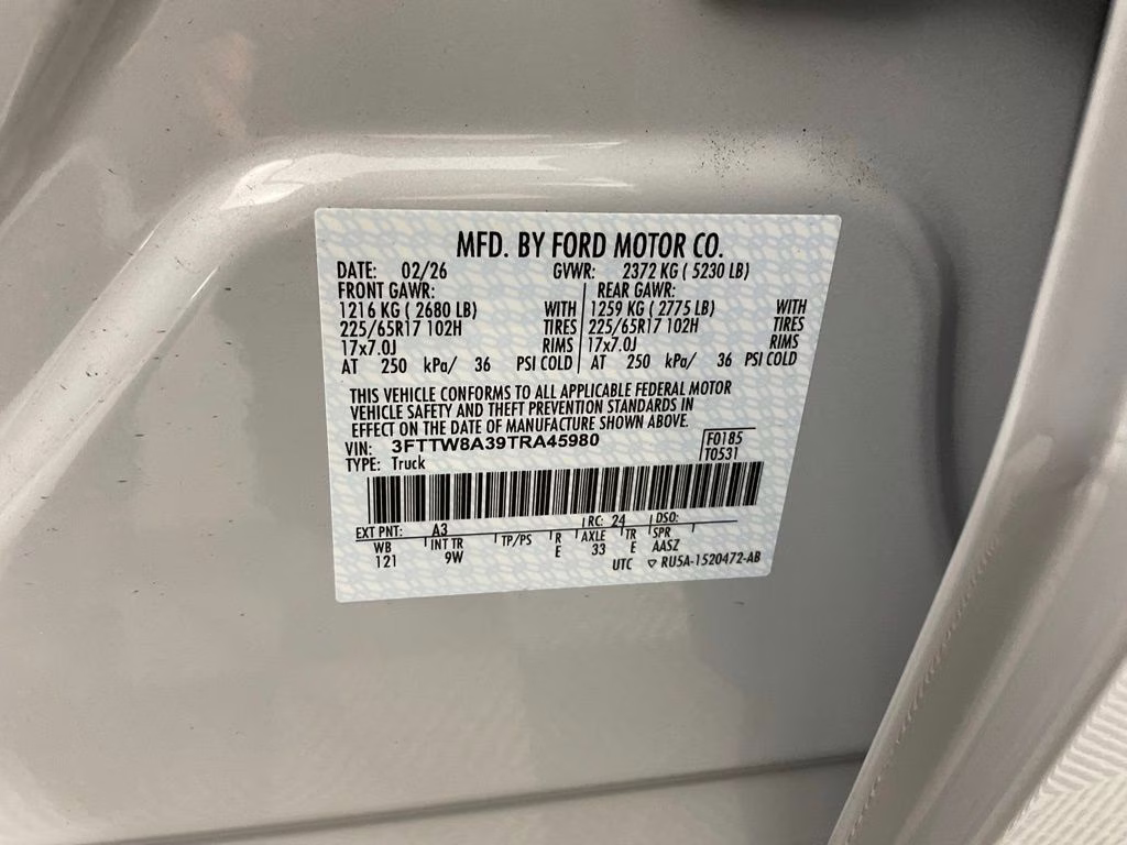 2026 White Metallic Ford Maverick XL FWD Truck