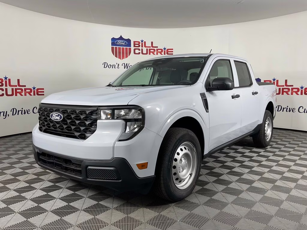 2026 White Metallic Ford Maverick XL FWD Truck