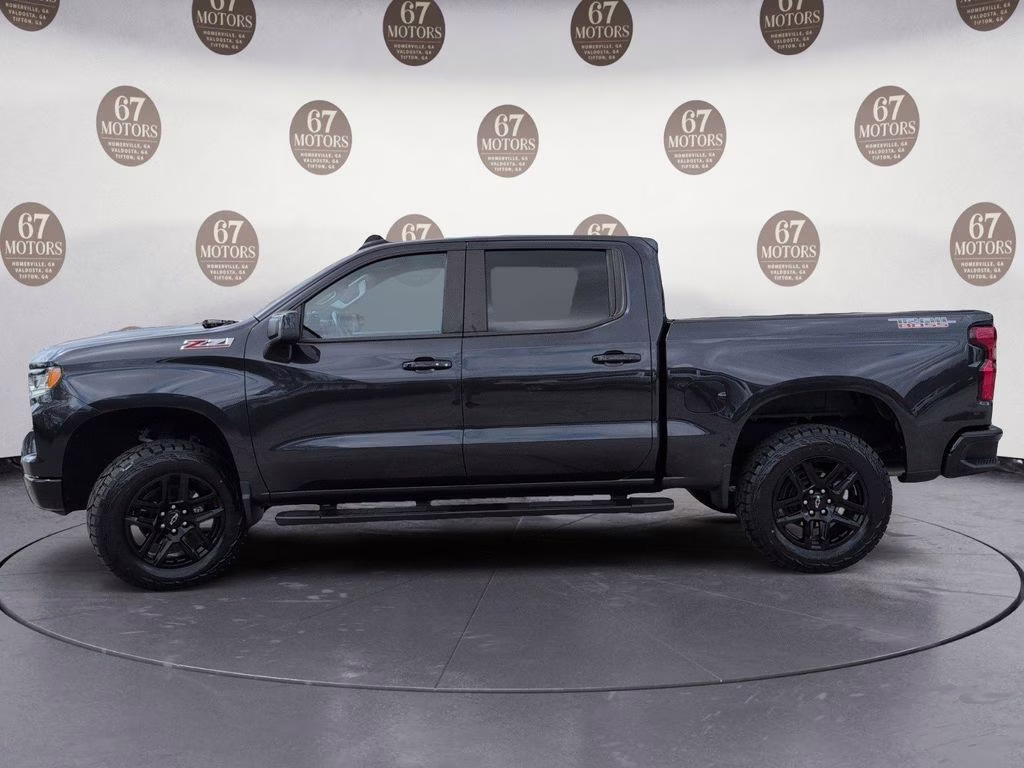 2023 Dark Ash Metallic Chevrolet Silverado 1500 LT Trail Boss 4X4 Truck