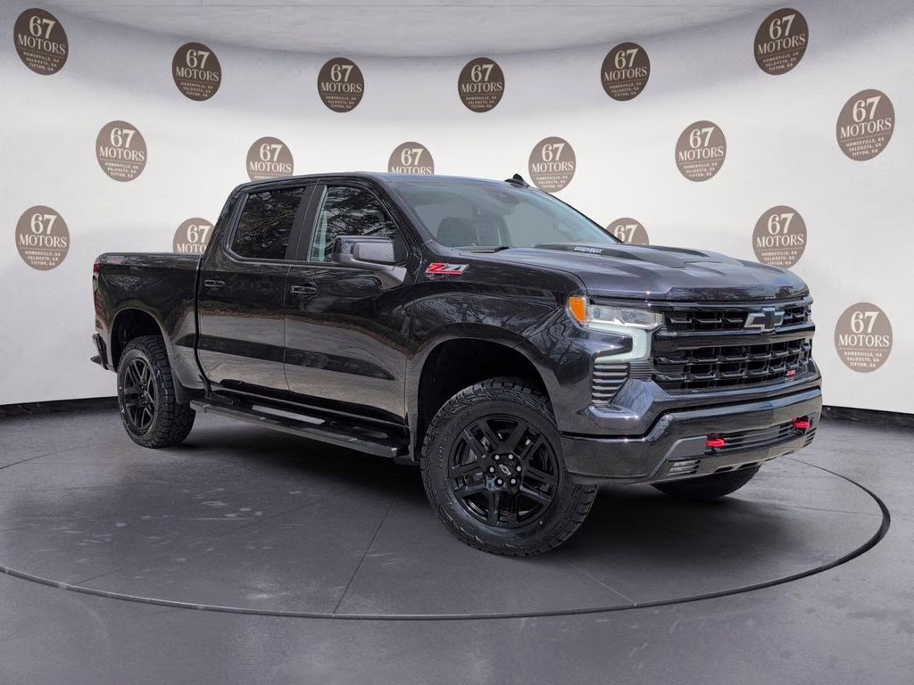 2023 Dark Ash Metallic Chevrolet Silverado 1500 LT Trail Boss 4X4 Truck