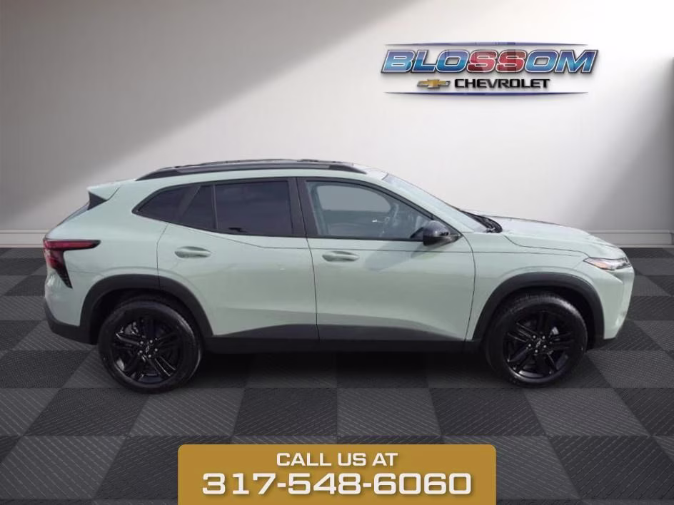 2026 Green Chevrolet Trax ACTIV FWD SUV