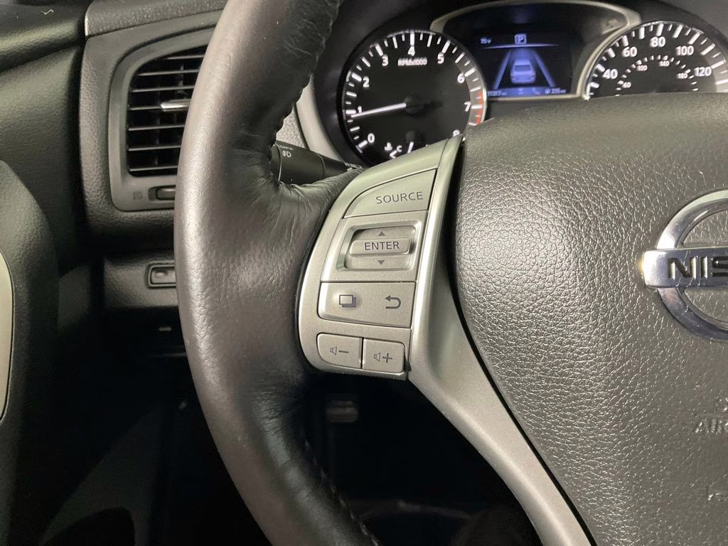 2018 Glacier White Nissan Altima 2.5 SL FWD Sedan