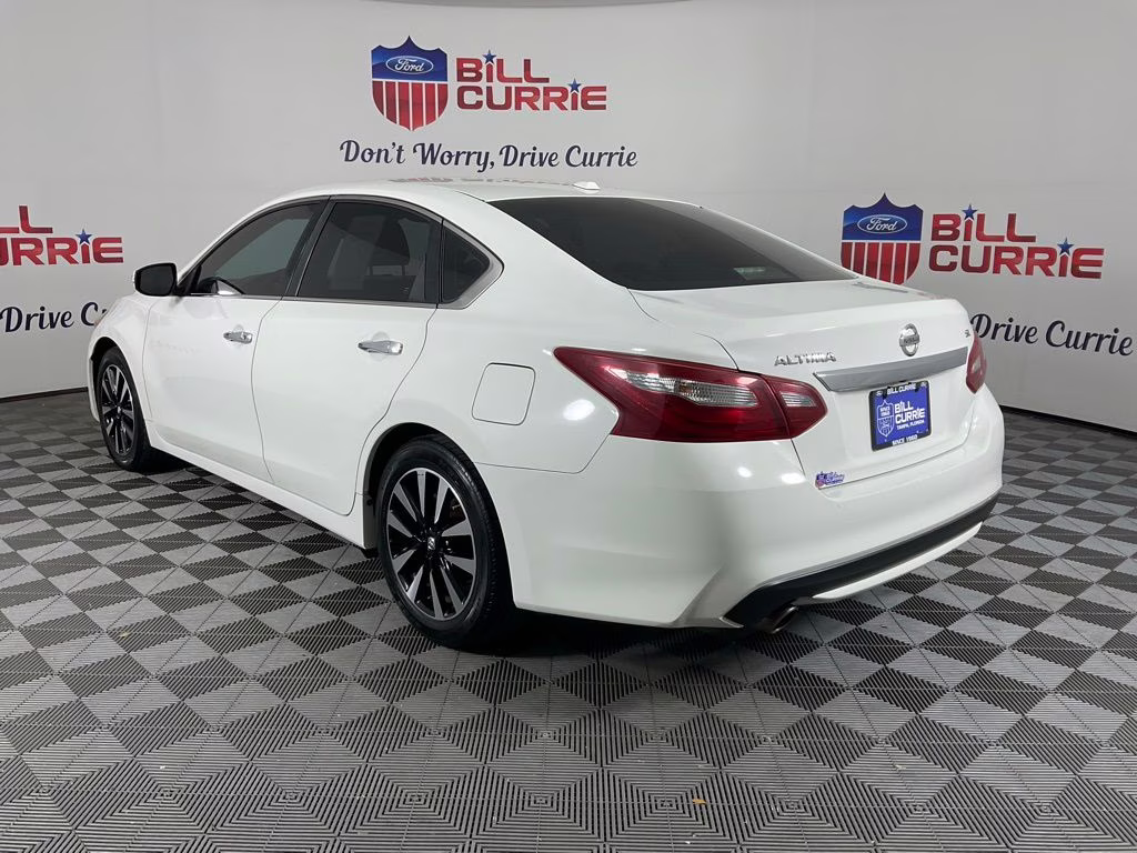 2018 Glacier White Nissan Altima 2.5 SL FWD Sedan