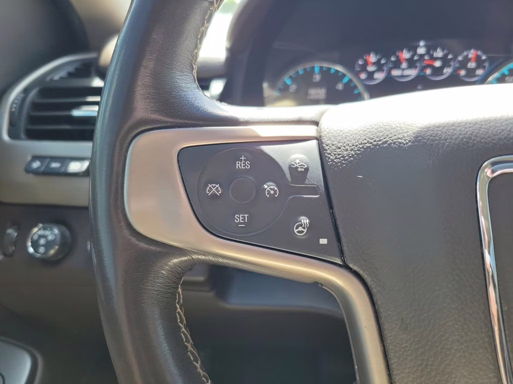 2019 White Frost GMC Yukon Denali 4X4 SUV