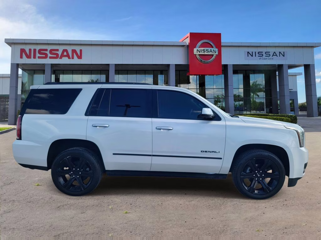 2019 White Frost GMC Yukon Denali 4X4 SUV