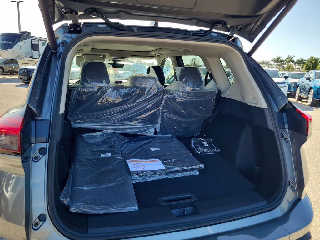 2026 Gun Metallic Nissan Rogue Dark Armor FWD SUV