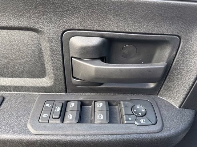 2026 Crystal Metallic Ram 2500 Tradesman 4X4 Truck