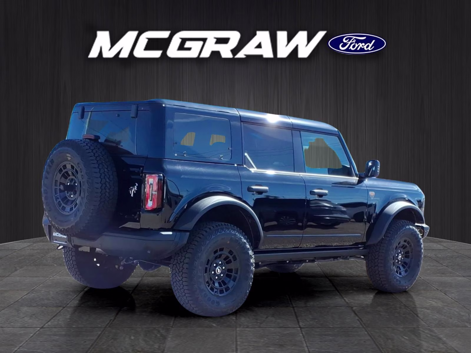 2026 Shadow Black Ford Bronco Badlands 4X4 SUV