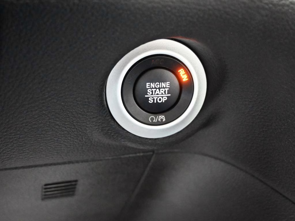 2024 Bright White Clearcoat Chrysler Pacifica Hybrid Select FWD Van