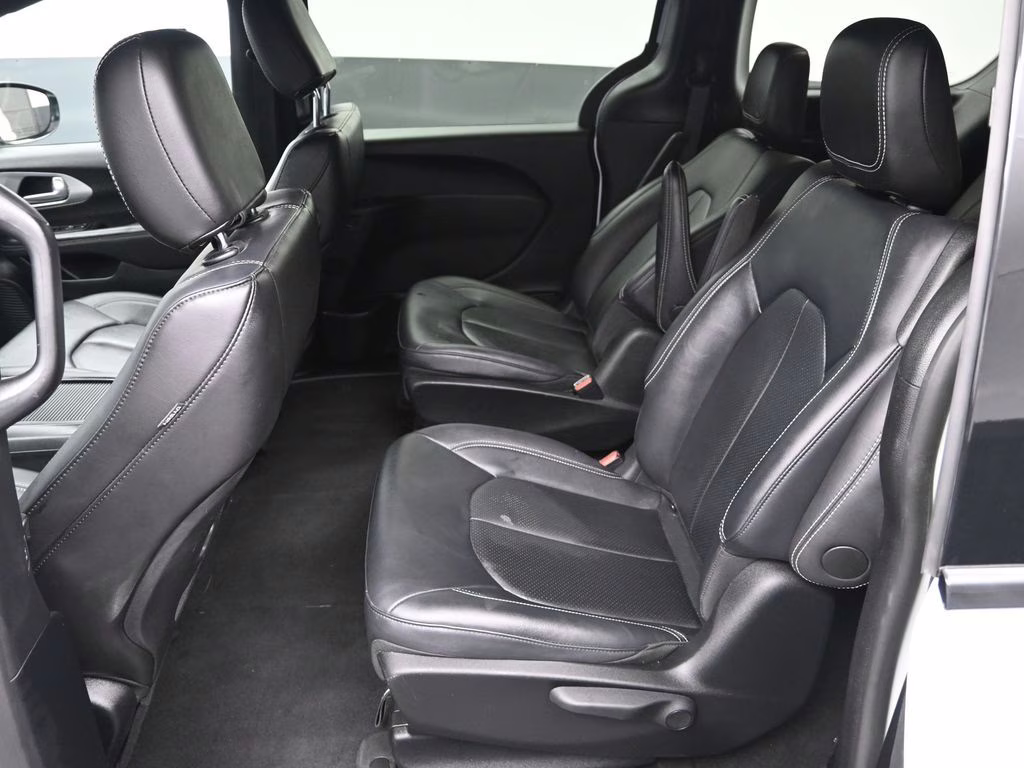 2024 Bright White Clearcoat Chrysler Pacifica Hybrid Select FWD Van