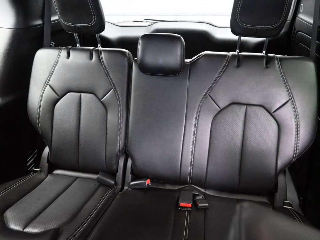 2024 Bright White Clearcoat Chrysler Pacifica Hybrid Select FWD Van