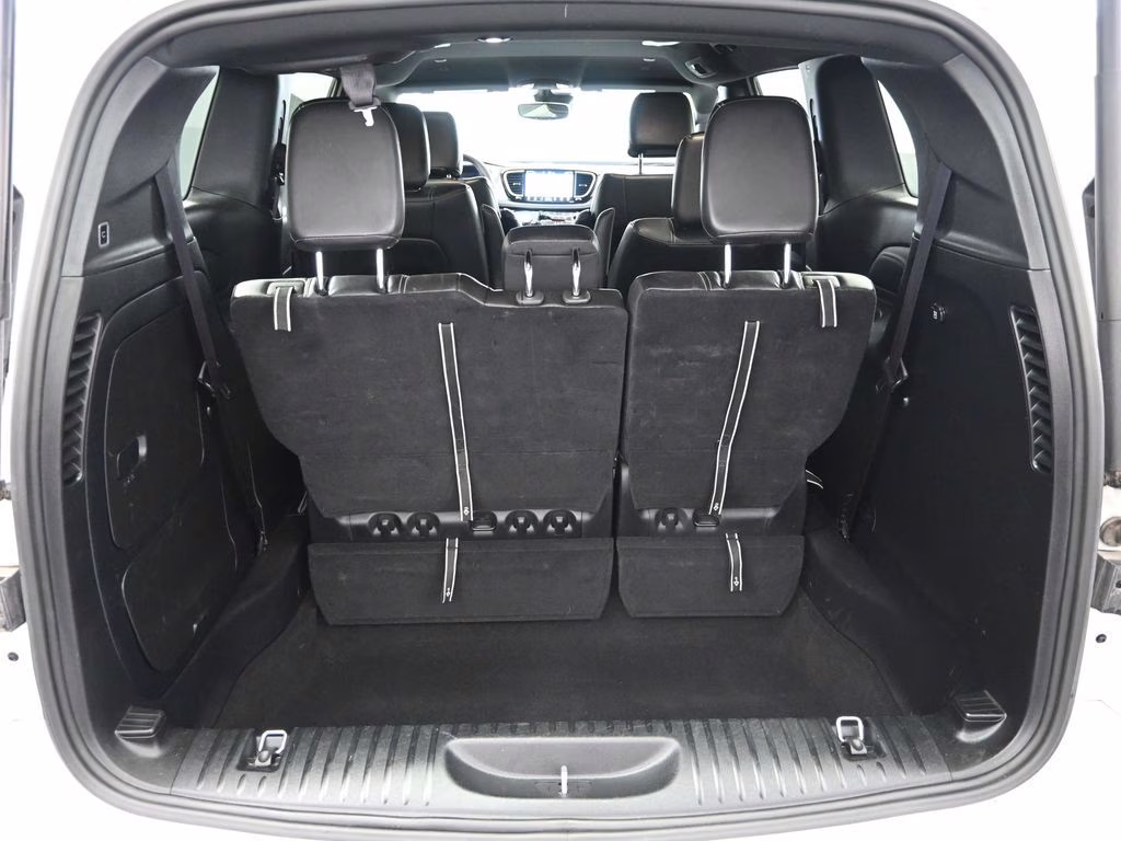 2024 Bright White Clearcoat Chrysler Pacifica Hybrid Select FWD Van