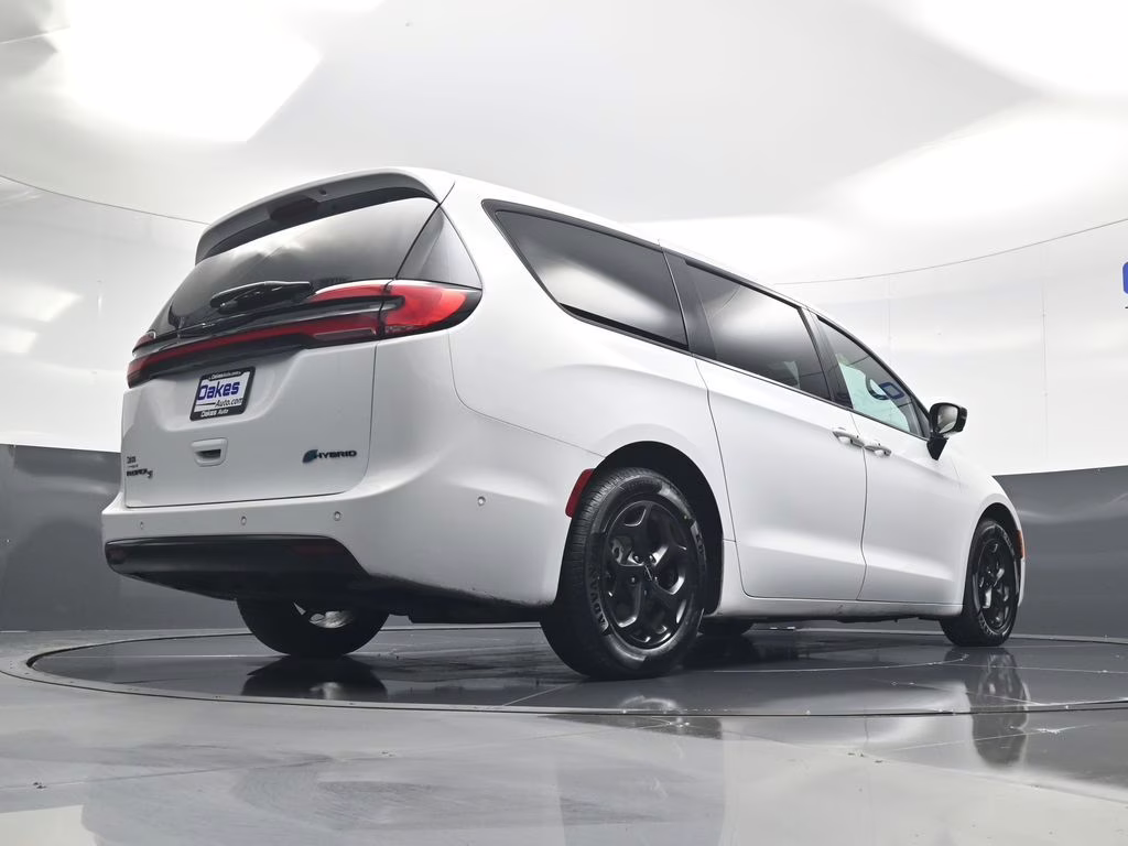 2024 Bright White Clearcoat Chrysler Pacifica Hybrid Select FWD Van