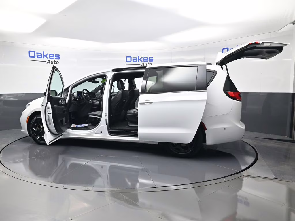 2024 Bright White Clearcoat Chrysler Pacifica Hybrid Select FWD Van