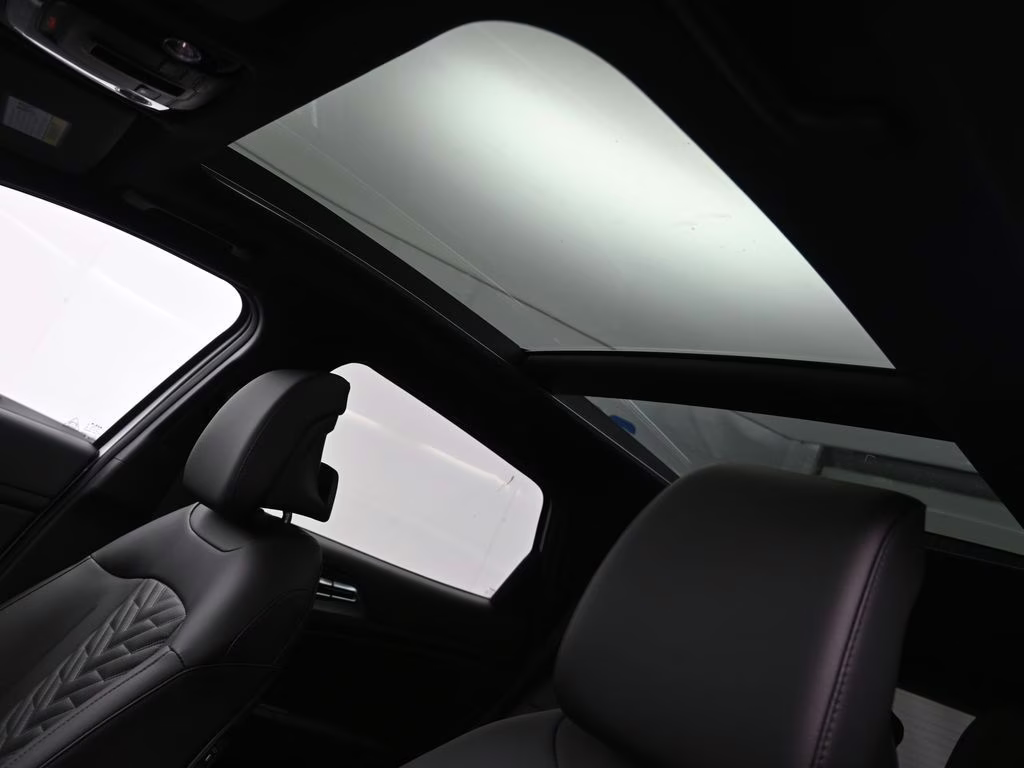 2026 Glacial White Pearl Kia Sportage X-Pro Prestige AWD SUV