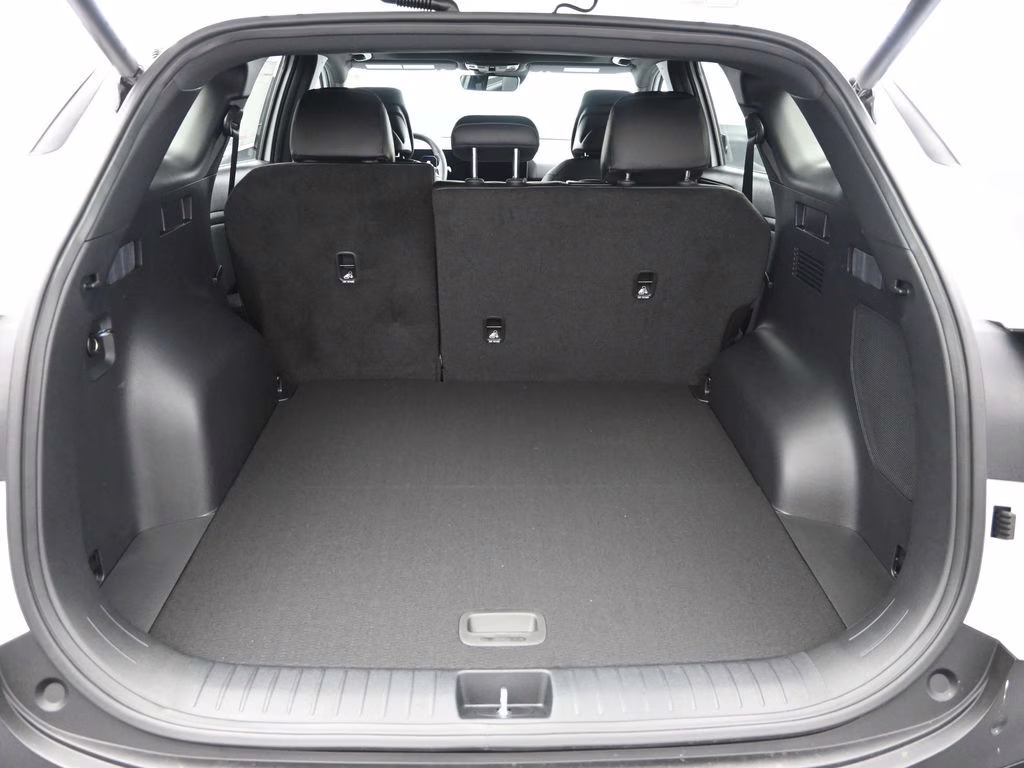 2026 Glacial White Pearl Kia Sportage X-Pro Prestige AWD SUV