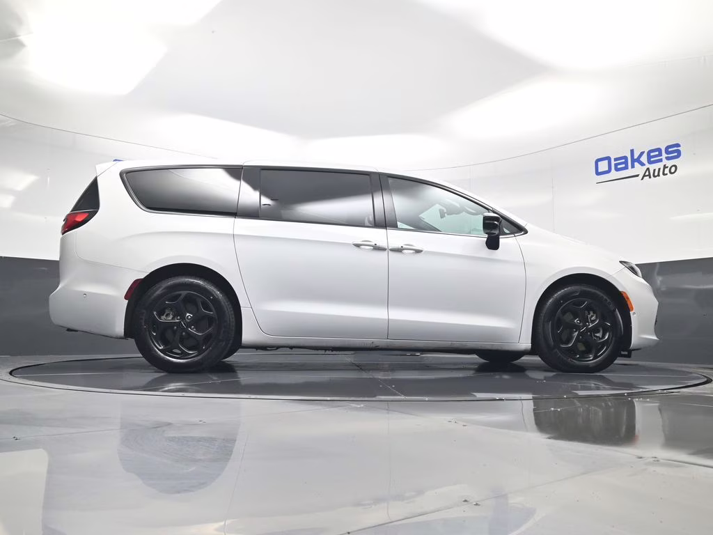 2024 Bright White Clearcoat Chrysler Pacifica Hybrid Select FWD Van