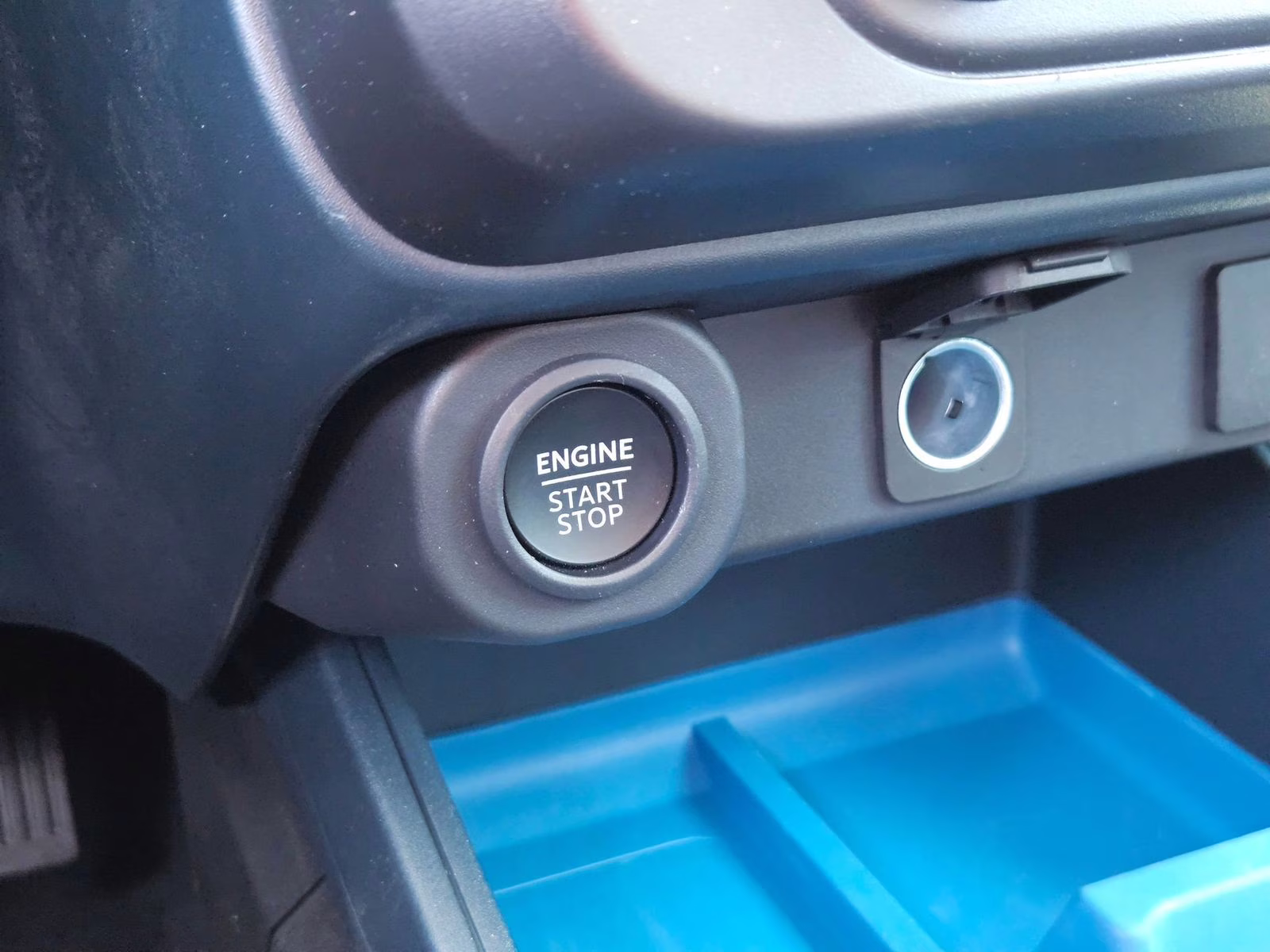 2026 Shadow Black Ford Maverick XLT AWD Truck