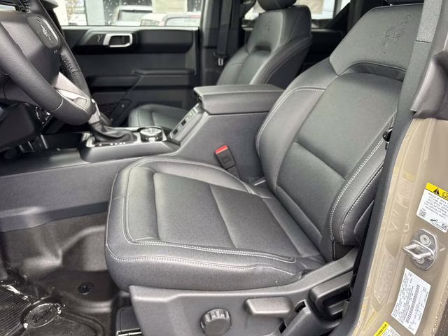 2026 Gray Ford Bronco Badlands 4X4 SUV