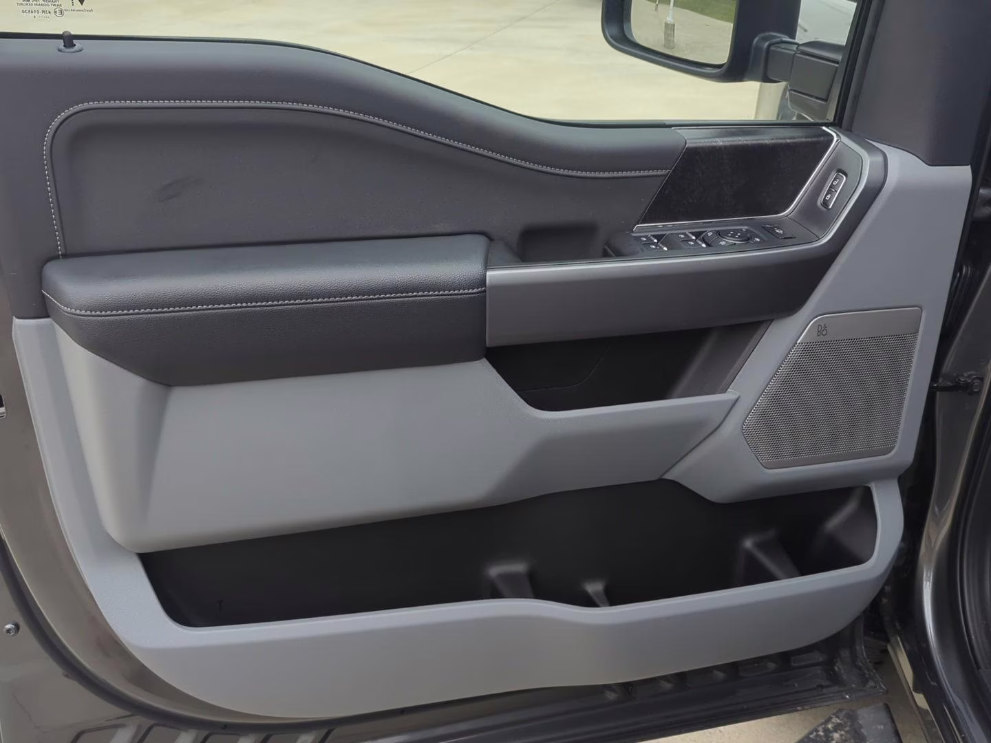 2026 Carbonized Gray Ford Super Duty F-350 SRW XLT 4X4 Truck