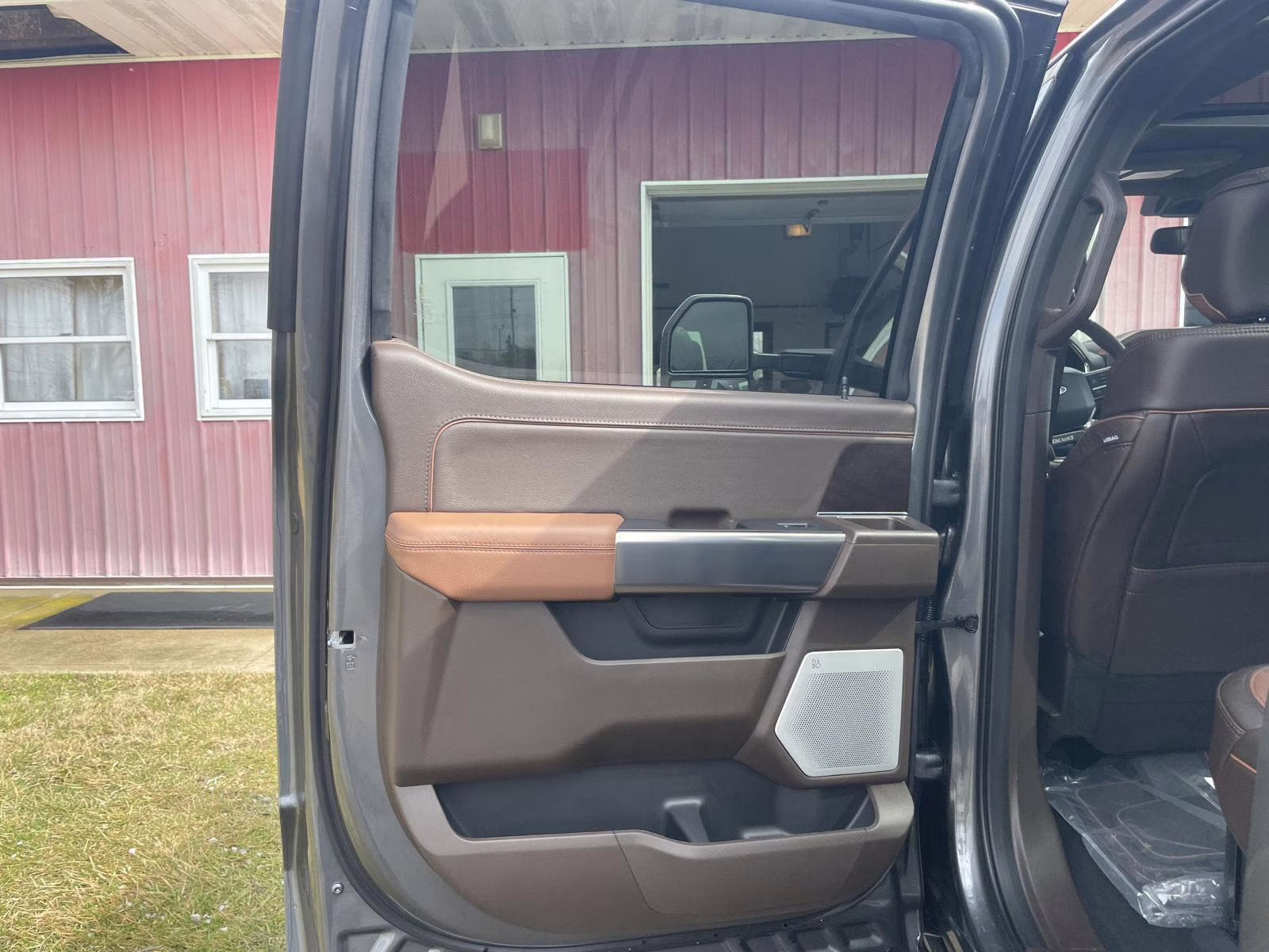 2026 Carbonized Gray/Marsh Gray Ford F-150 King Ranch 4X4 Truck