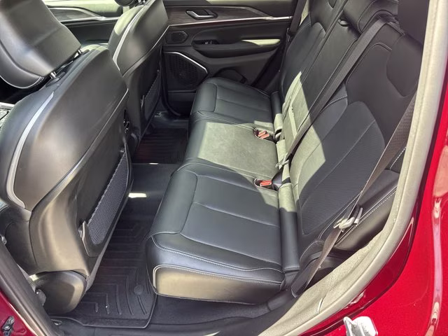 2025 Velvet Red Pearlcoat Jeep Grand Cherokee Overland 4X4 SUV