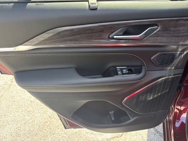 2025 Velvet Red Pearlcoat Jeep Grand Cherokee Overland 4X4 SUV