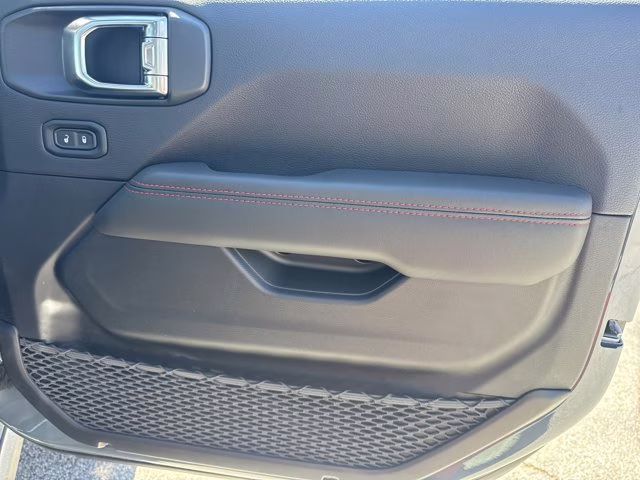 2026 Anvil Clearcoat Jeep Wrangler Rubicon X 4X4 Convertible