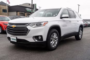2018 Summit White Chevrolet Traverse LT AWD SUV