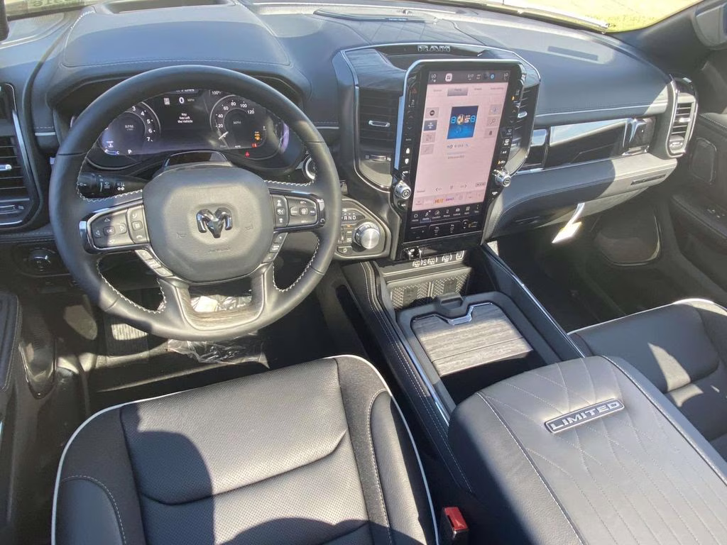 2026 Diamond Black Crystal Pearlcoat Ram 1500 Limited 4X4 Truck