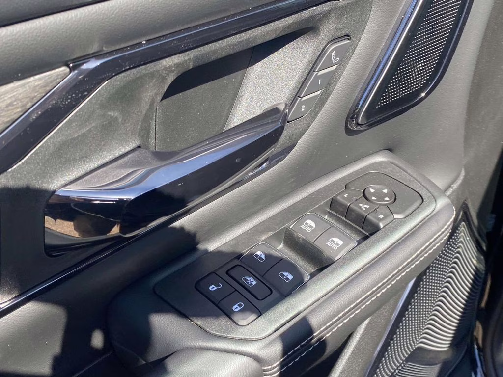 2026 Diamond Black Crystal Pearlcoat Ram 1500 Limited 4X4 Truck