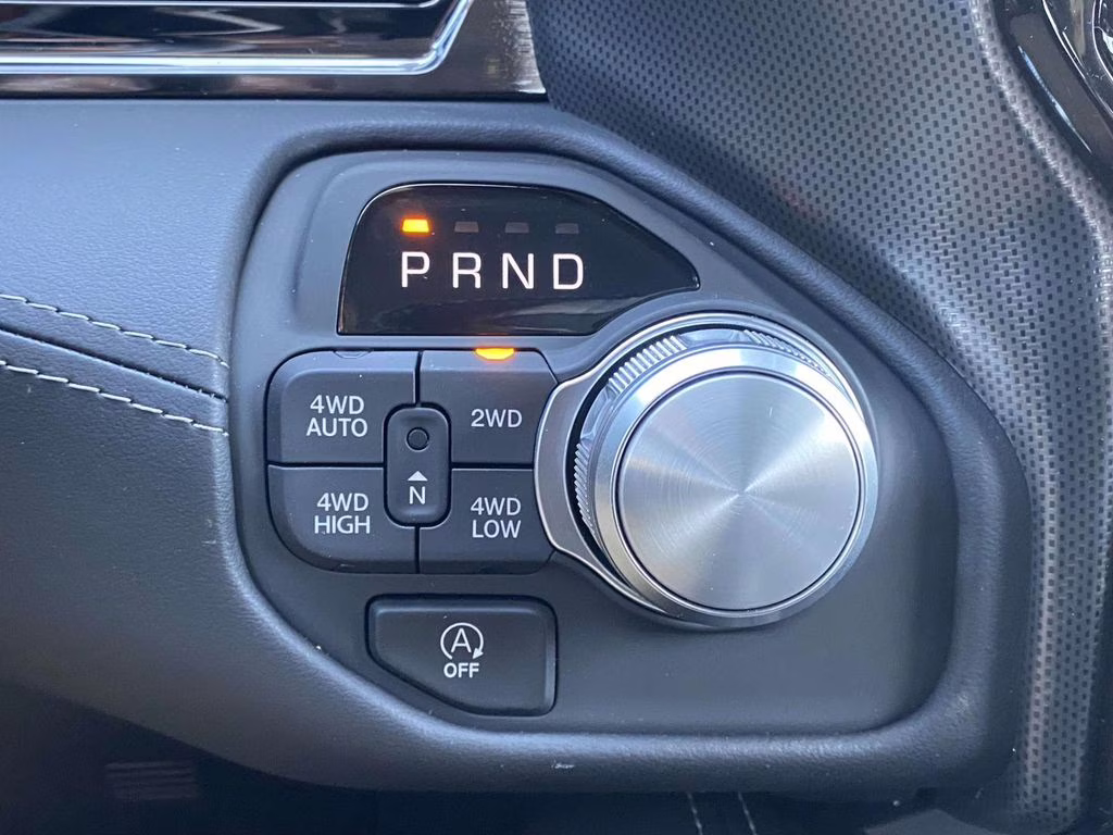 2026 Diamond Black Crystal Pearlcoat Ram 1500 Limited 4X4 Truck