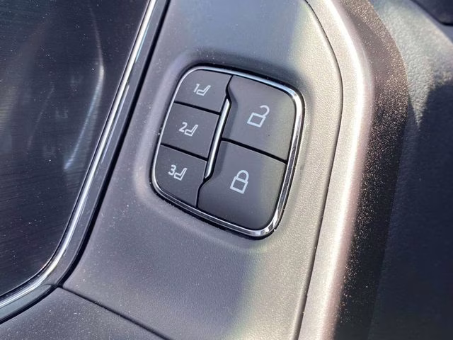 2026 Silver Metallic Ford F-150 Lariat 4X4 Truck