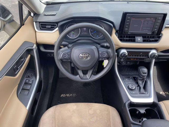 2020 Super White Toyota RAV4 Hybrid LE AWD SUV