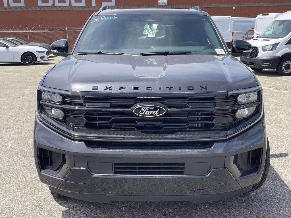 2026 Dark Matter Gray Metallic Ford Expedition Max Platinum 4X4 SUV