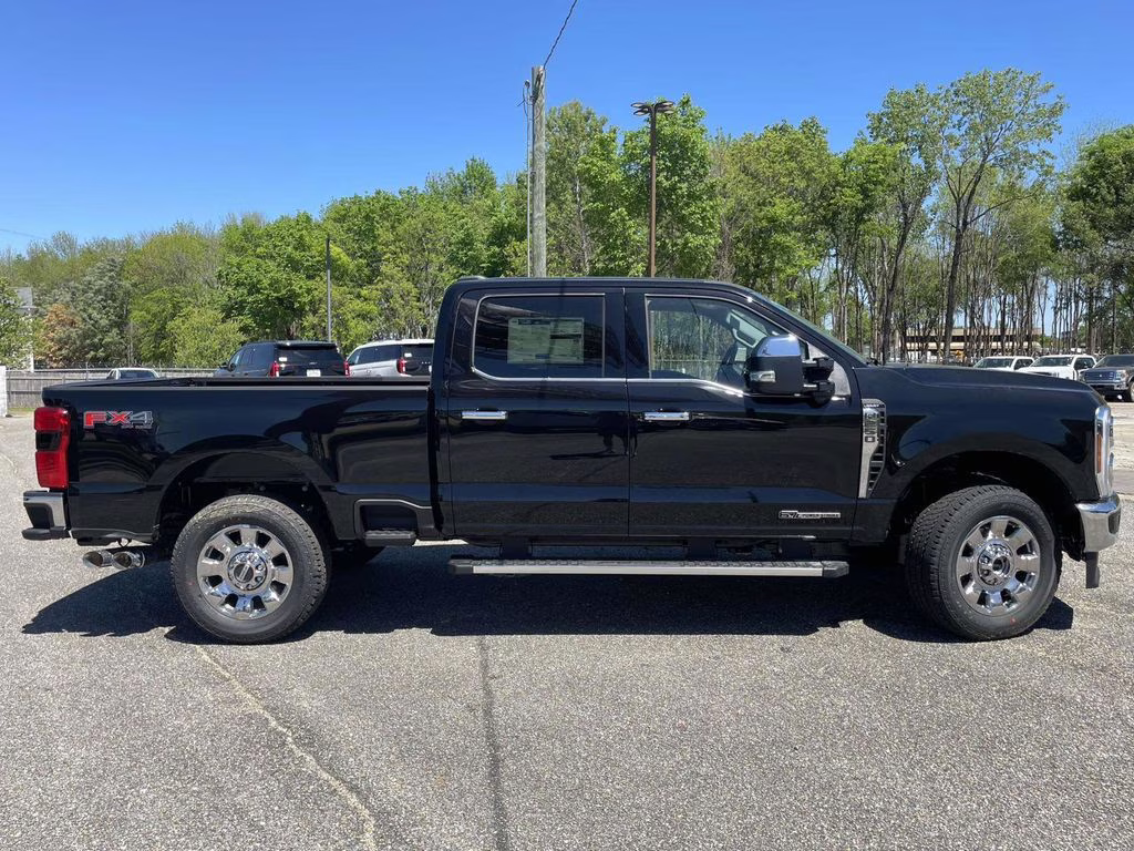 2026 Agate Black Metallic Ford Super Duty F-250 SRW Lariat 4X4 Truck