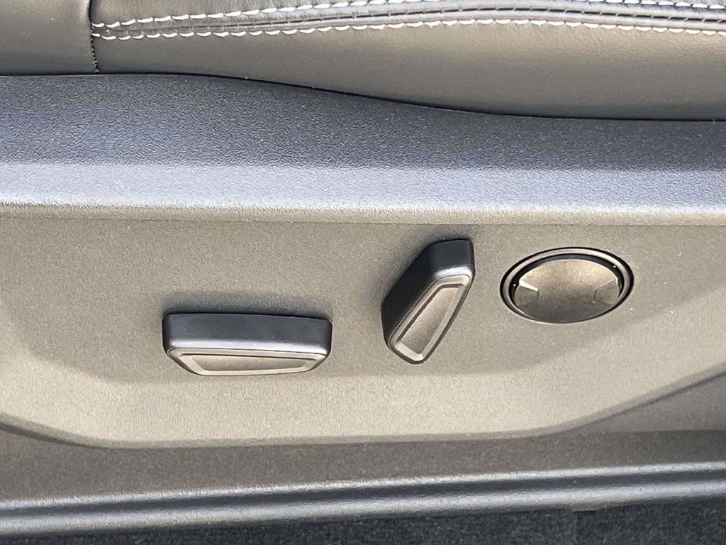 2026 Dark Matter Gray Metallic Ford Expedition Max Platinum 4X4 SUV