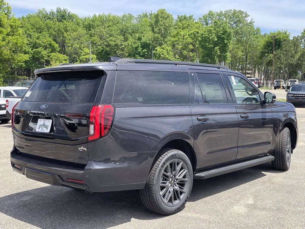 2026 Dark Matter Gray Metallic Ford Expedition Max Platinum 4X4 SUV