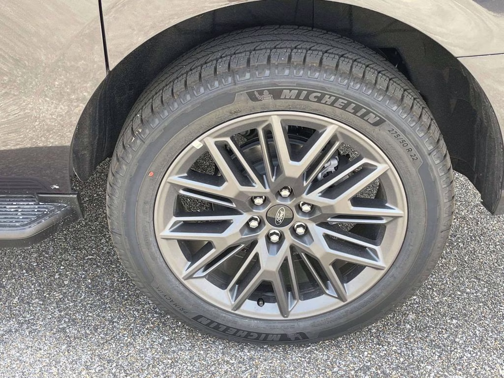 2026 Dark Matter Gray Metallic Ford Expedition Max Platinum 4X4 SUV