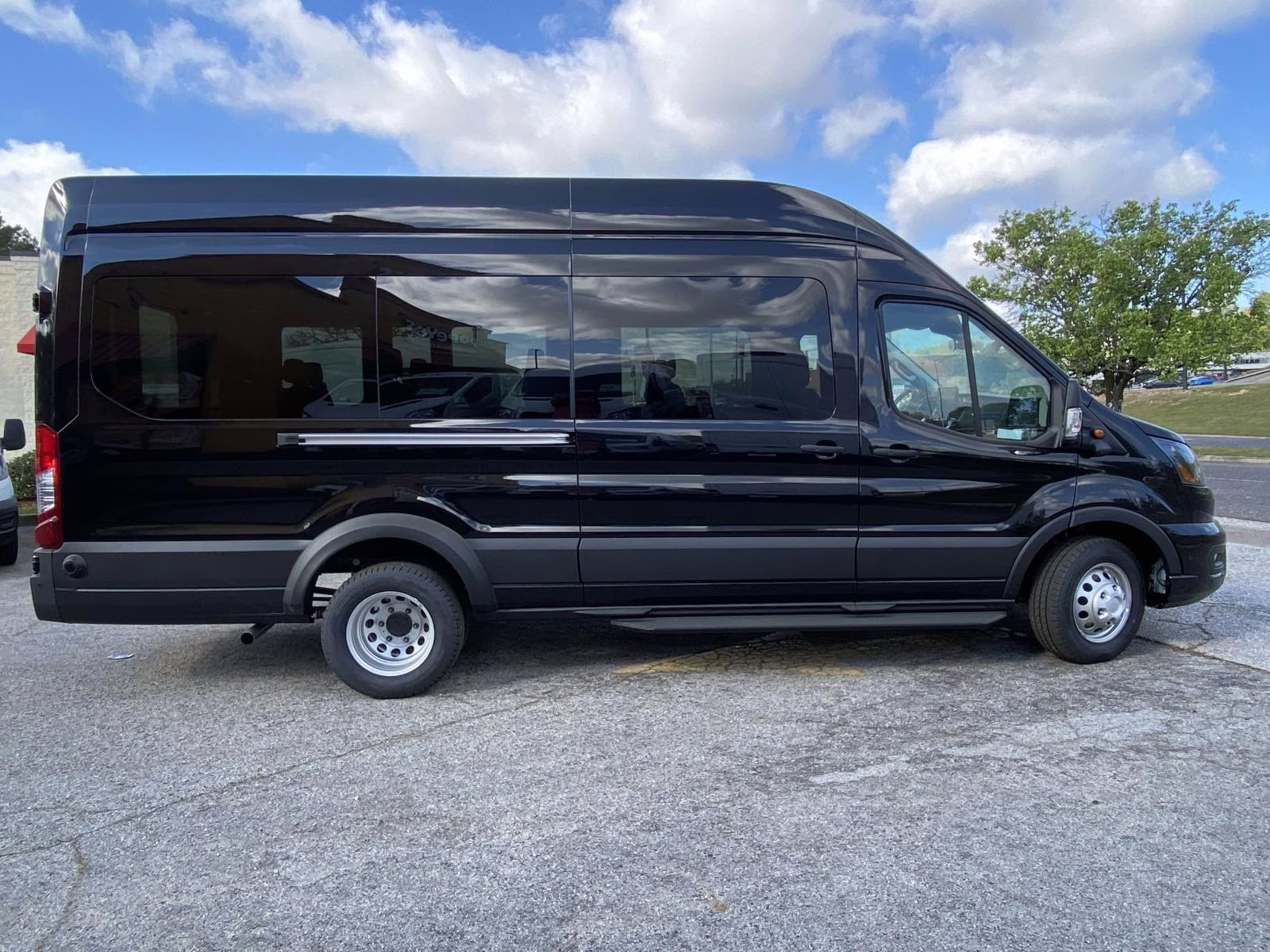 2026 Agate Black Metallic Ford Transit-350 XLT RWD Crossover